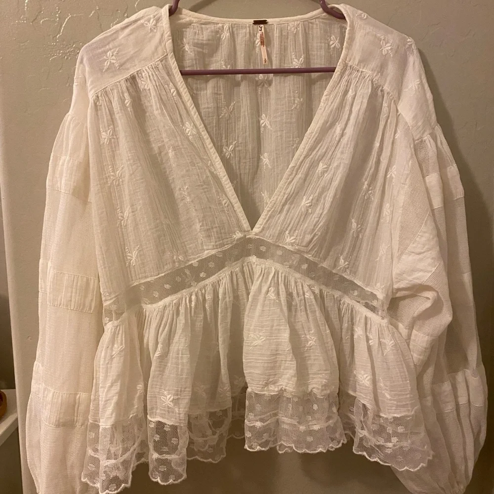 Free People nostalgic feels blouse - Picture 3 of 3